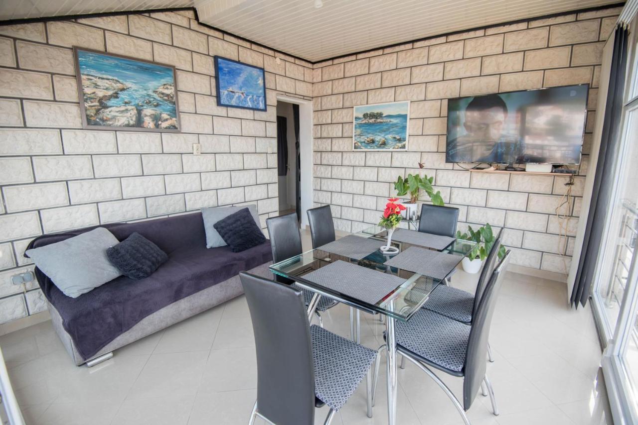 Apartment Miro Dolac Bagian luar foto